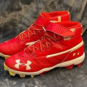 Under Armor Bryce Harper Cleats Size 6 Youth Red